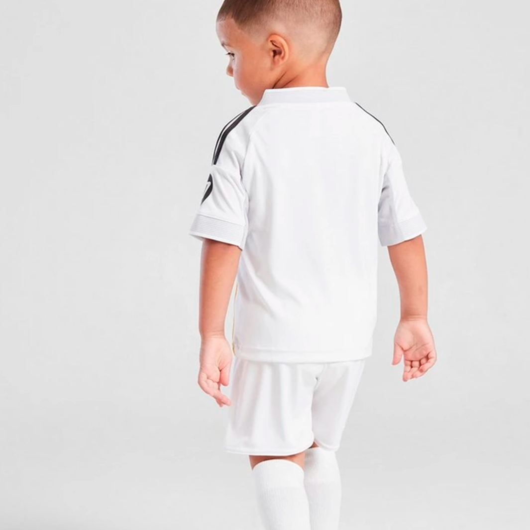 Kit Kids Real Madrid 2025/26 Home