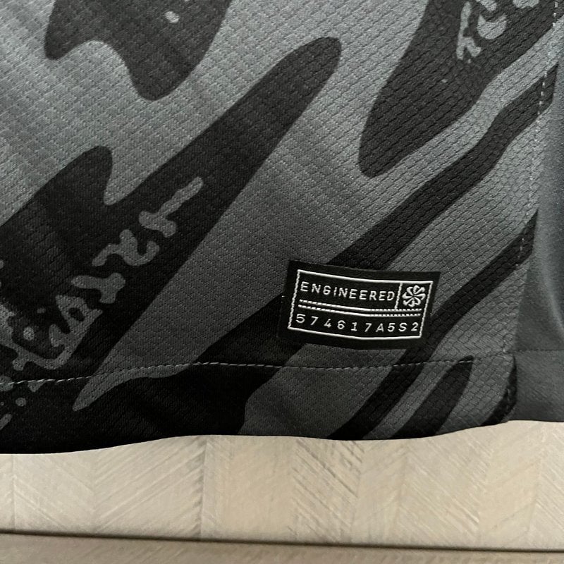 Jersey Liverpool 2024/25 Goleiro Black - Fan Version